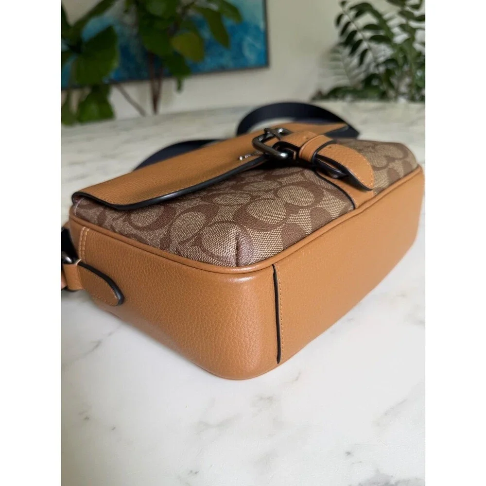 Coach Hudson Crossbody Bag In Colorblock Signature Canvas CR339 Light Saddle Tan